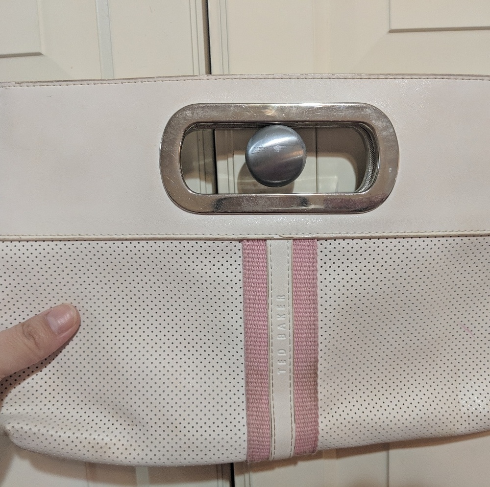 Clutch purse